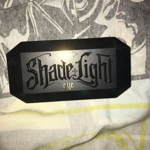 Kat Von D Shade and Light Eye Quad